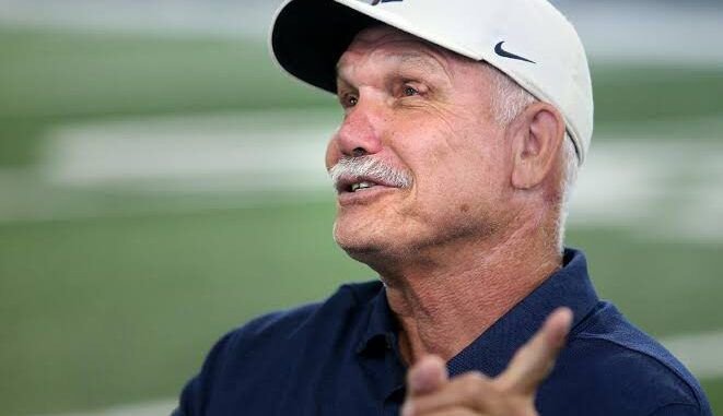 Texas’ Duane Akina Astonishes the CFB World by Turning Down a $34 million offer from the rival Oklahoma Sooners, saying, “This Is More Than a Job.” It’s a mission.