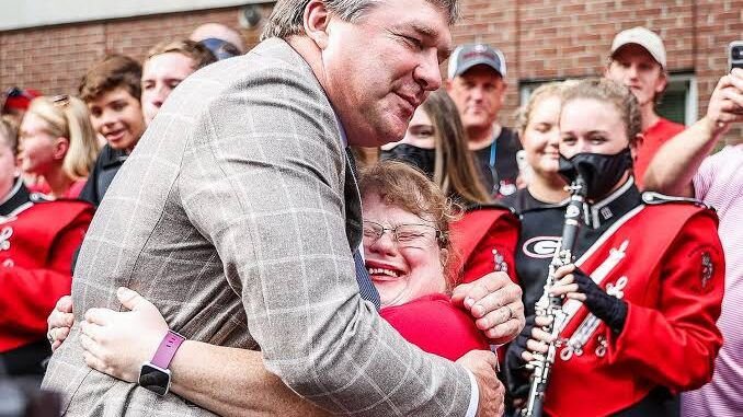 Kirby Smart of Georgia Contributes the Whole $12.9M Bonus to Construct 250 Housing Units and 500 Beds for the Homeless — “I have personally witnessed the struggles… It’s My Turn to Help Now.