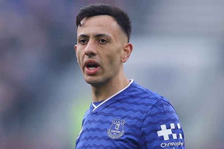 I’m Leaving Immediately!” – Everton Star Reportedly Stuns Fans With Shock Decision