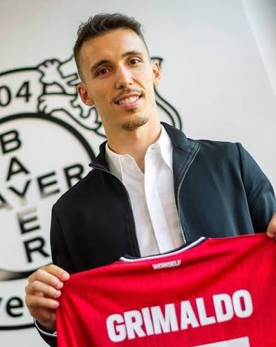 ICH BLEIBE FÜR IMMER!!!: Álex Grimaldo