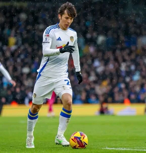 Ao Tanaka puts us ahead. 1-0 against Newcastle